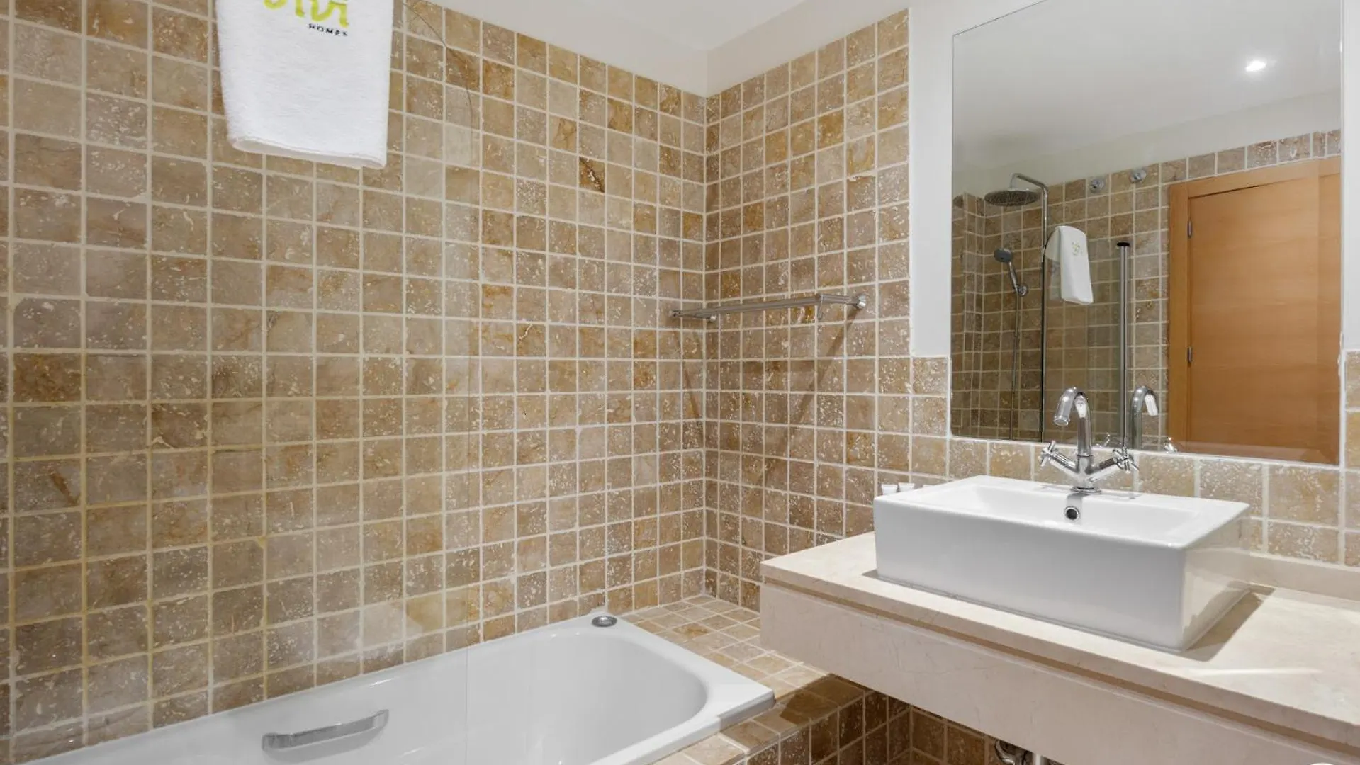 Vivi Homes - Toscana Luxury, Views, Pool & Terrace Estepona 0*,  Spain